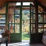 Kádárok Vendégháza A Somló-hegyen * Somloszolos