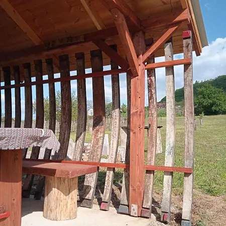 Kadarok Vendeghaza A Somlo-hegyen