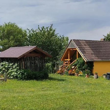 Kadarok Vendeghaza A Somlo-hegyen