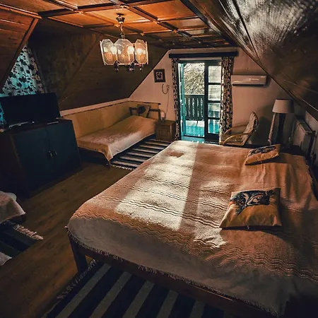 Holiday home Kadarok Vendeghaza A Somlo-hegyen Somloszolos
